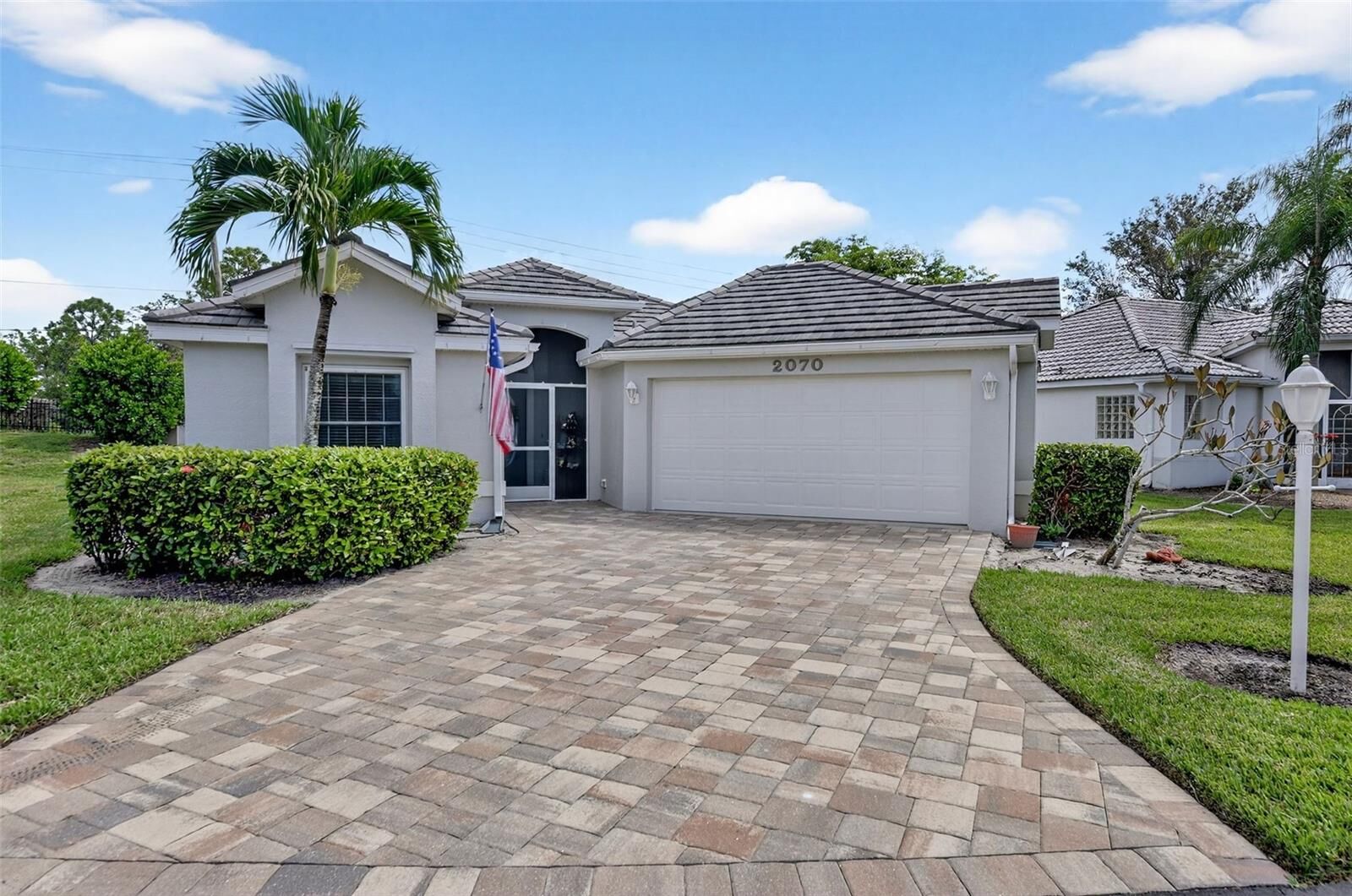 Property Photo:  2070 King Tarpon Drive  FL 33955 