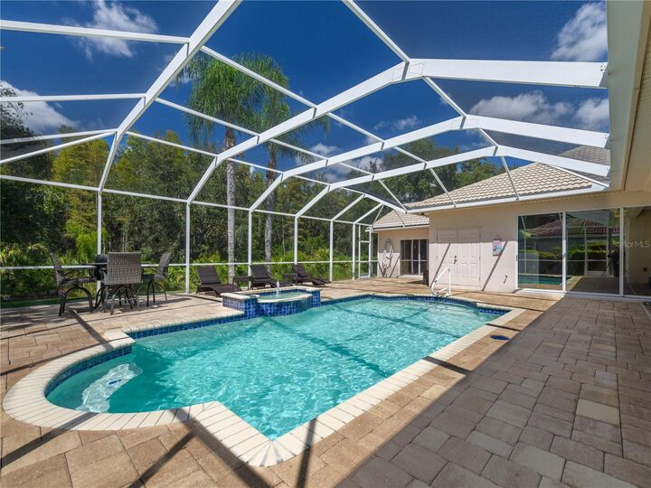 Property Photo:  17890 Arbor Greene Drive  FL 33647
