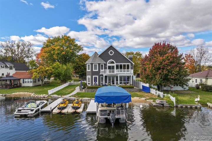 Property Photo: 16083 Whitehead Drive MI 48451 8713