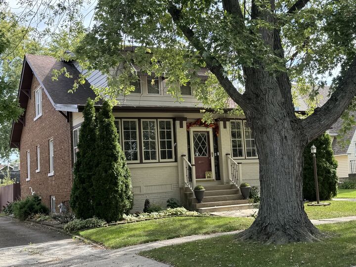 1361 Elizabeth Street  Crete IL 60417 photo