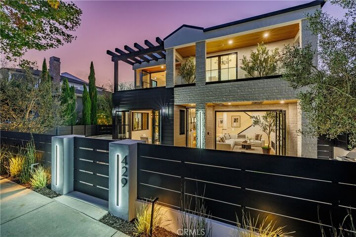 429 Dahlia Ave  Corona Del Mar CA 92625 photo