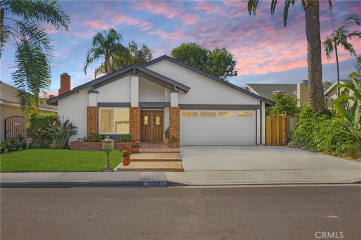 Property Photo:  31311 Calle Del Campo  CA 92675 