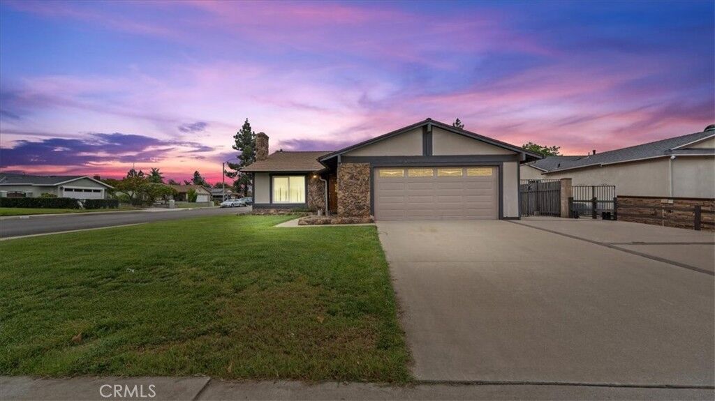 Property Photo: 2127 S Monterey CA 91761