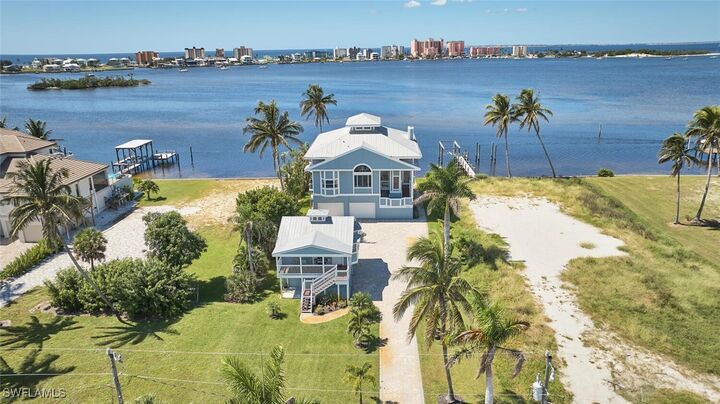Property Photo:  950 San Carlos Drive  FL 33931 