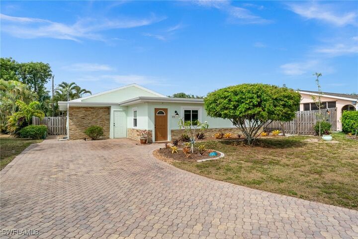 Property Photo:  89 8th Street  FL 34134