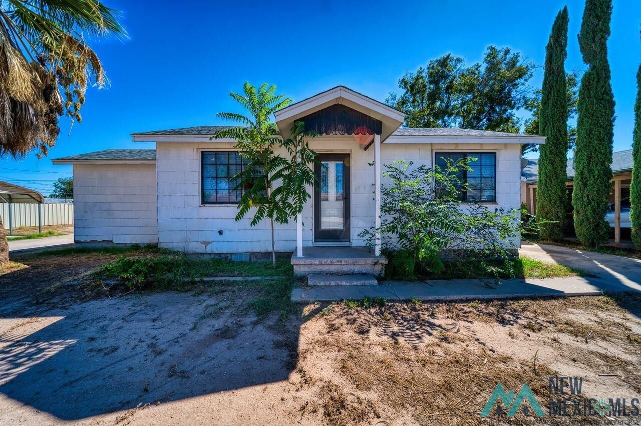 Property Photo:  1403 A W Fox Street  NM 88220