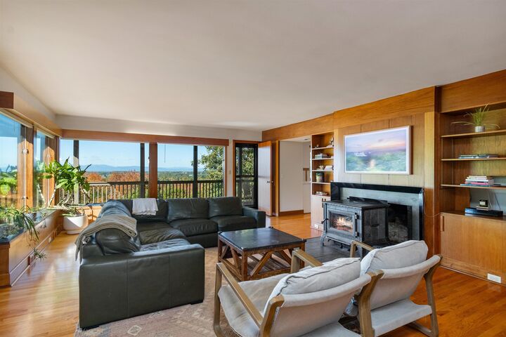 Property Photo:  4494 St. George Road  VT 05495 