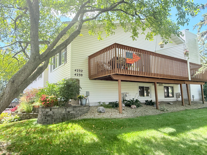 Property Photo:  4232 Bridgewood Terrace  MN 55127 