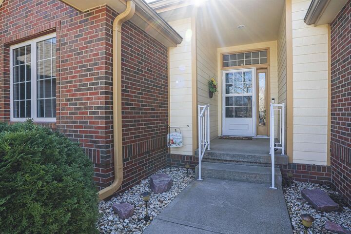 Property Photo:  165 Prairie Bend  SD 57049 