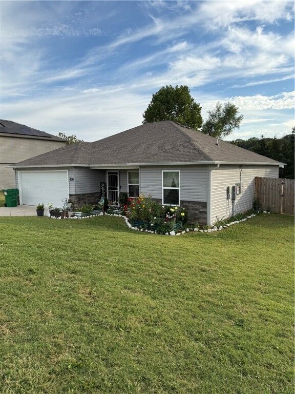Property Photo: 130 Cooper Street AR 72740