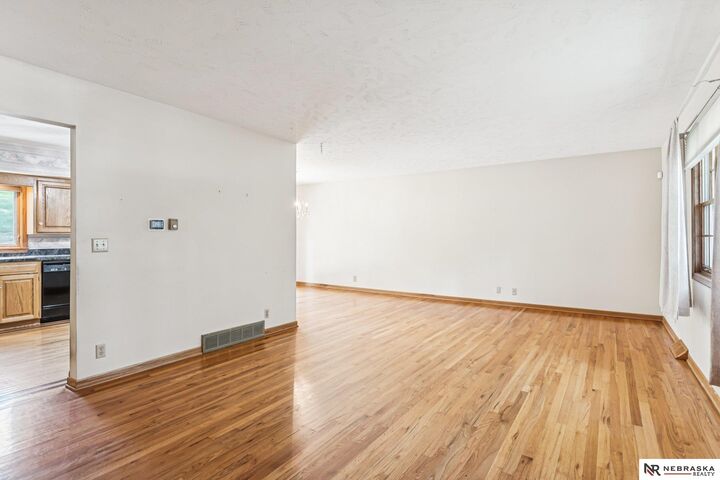 Property Photo: 9119 Susan Circle NE 68124