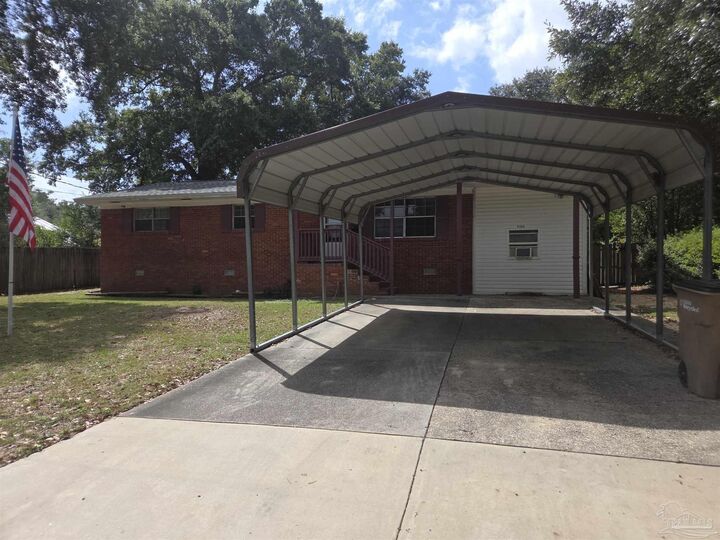 4304 Bishop St  Pensacola FL 32503 photo