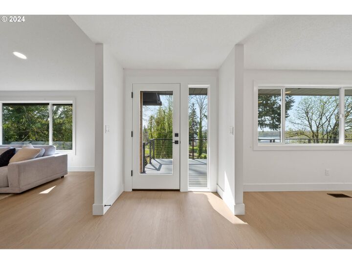 Property Photo: 11110 SE Evergreen Hwy WA 98664