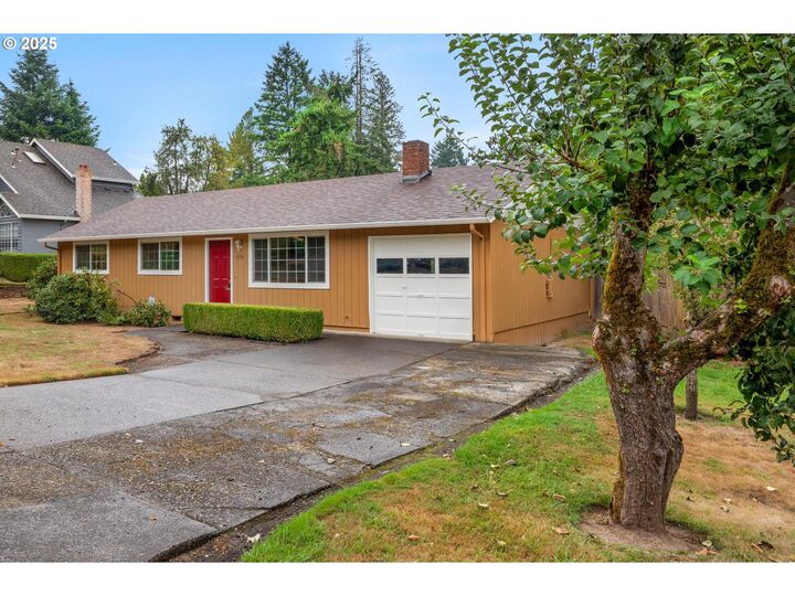 Property Photo:  7570 SW 79th Ave  OR 97223 