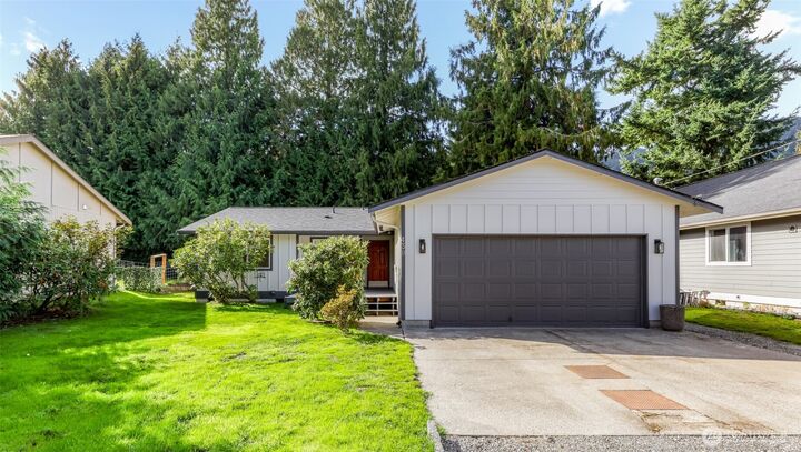 Property Photo: 439 Fir Lane WA 98284