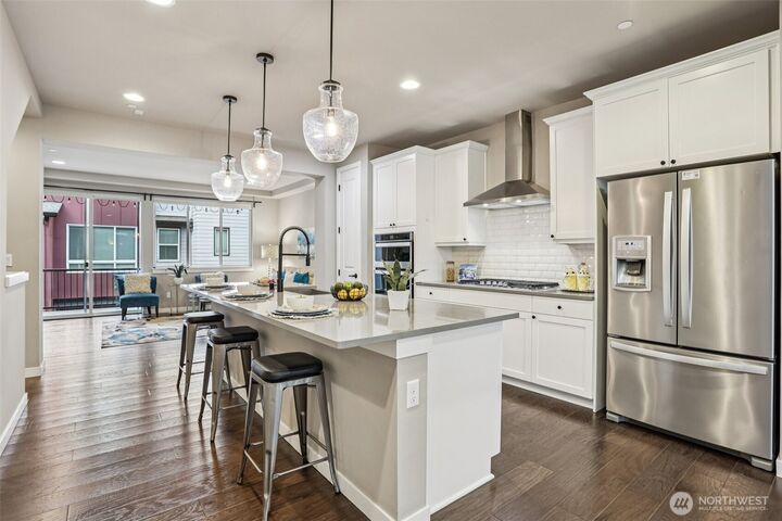 Property Photo:  610  237th Place SE B  WA 98021 