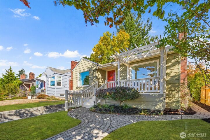 Property Photo:  7720  21st Avenue NW  WA 98117 