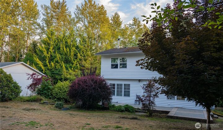 Property Photo:  12018  207th Avenue SE  WA 98290 