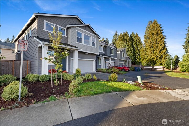 Property Photo:  1124  133rd Place SW  WA 98204 