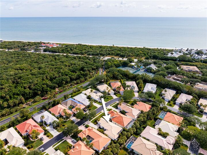 Property Photo:  998 Island Club Square  FL 32963 