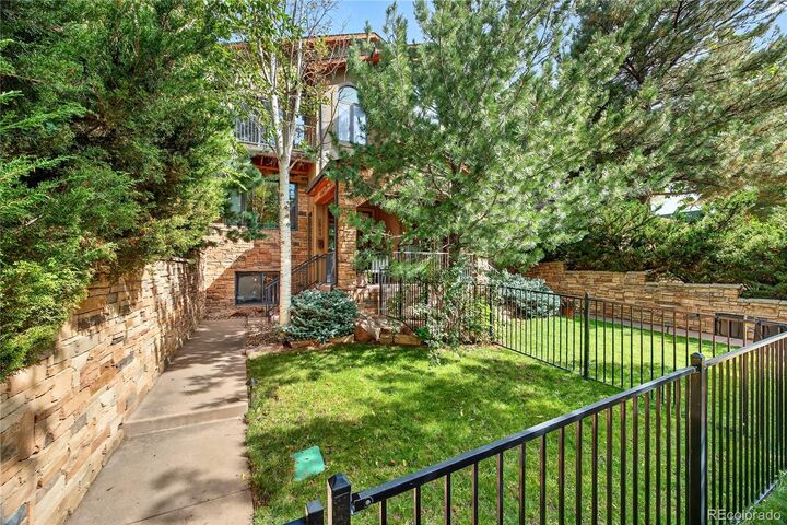 Property Photo:  2644 S Sherman Street  CO 80210 