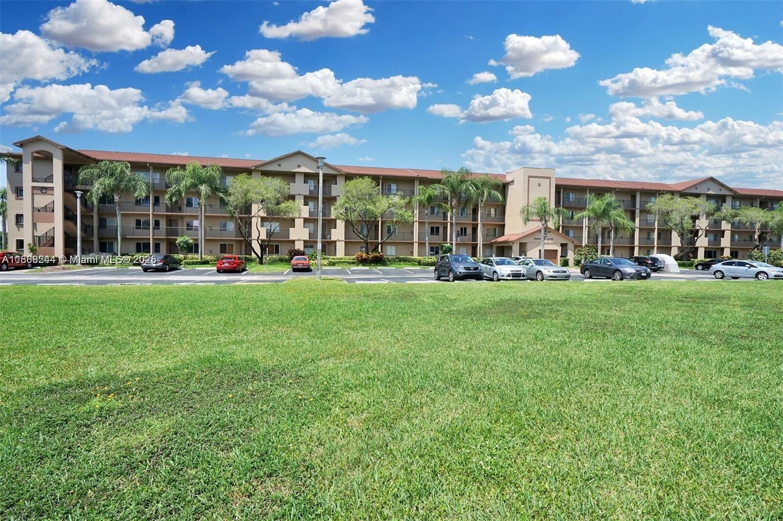 Property Photo: 13800 SW 14th St 409C FL 33027