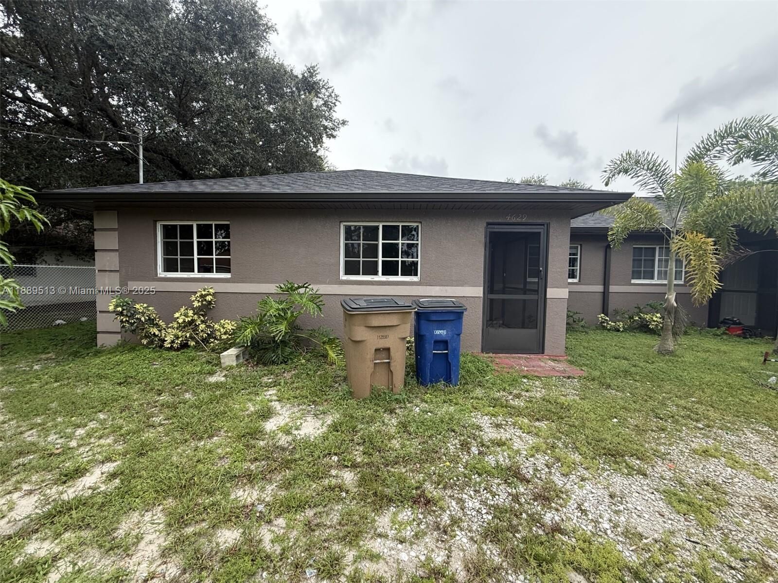 Property Photo:  4631 SW 29th St 0  FL 33973 