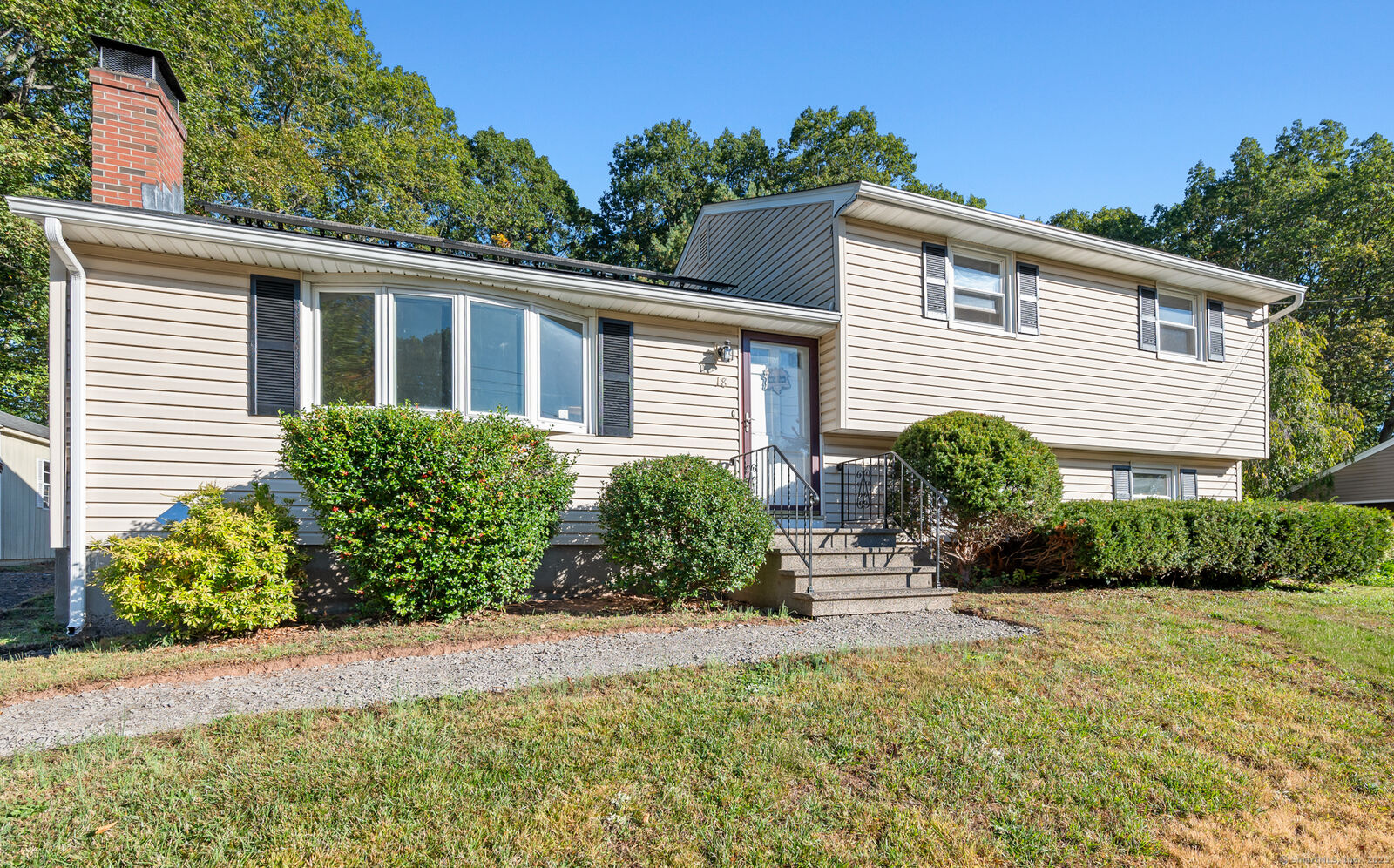 Property Photo:  18 Timber Hill Road  CT 06062