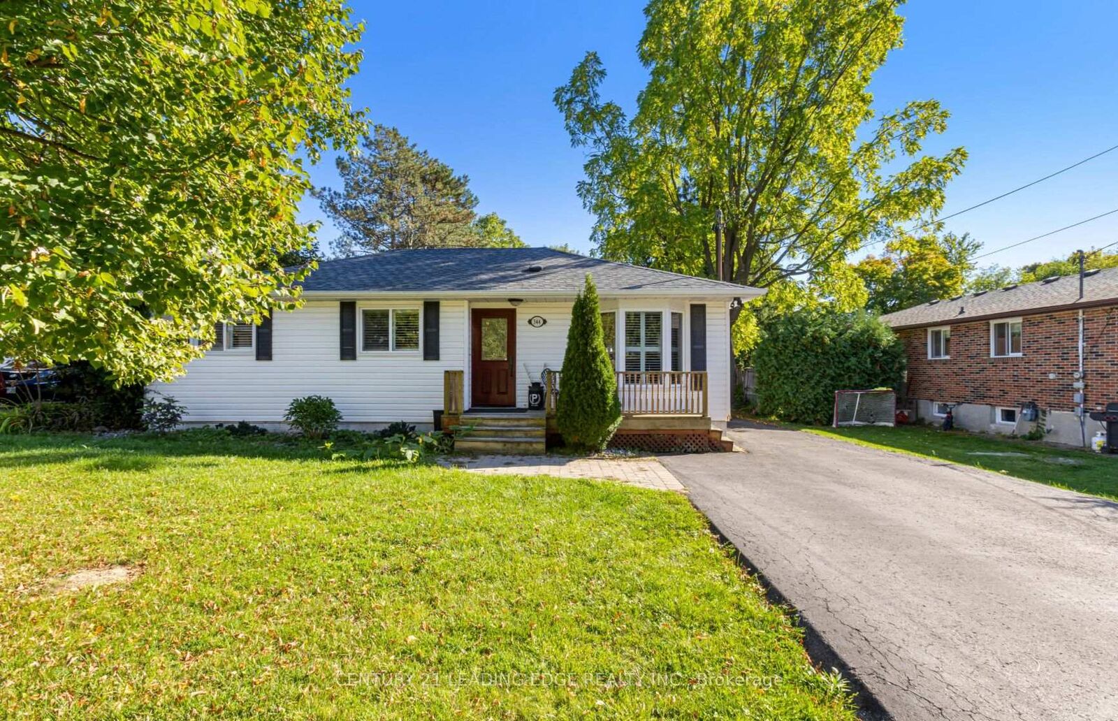 Property Photo:  344 South Street  ON L4A 7W3