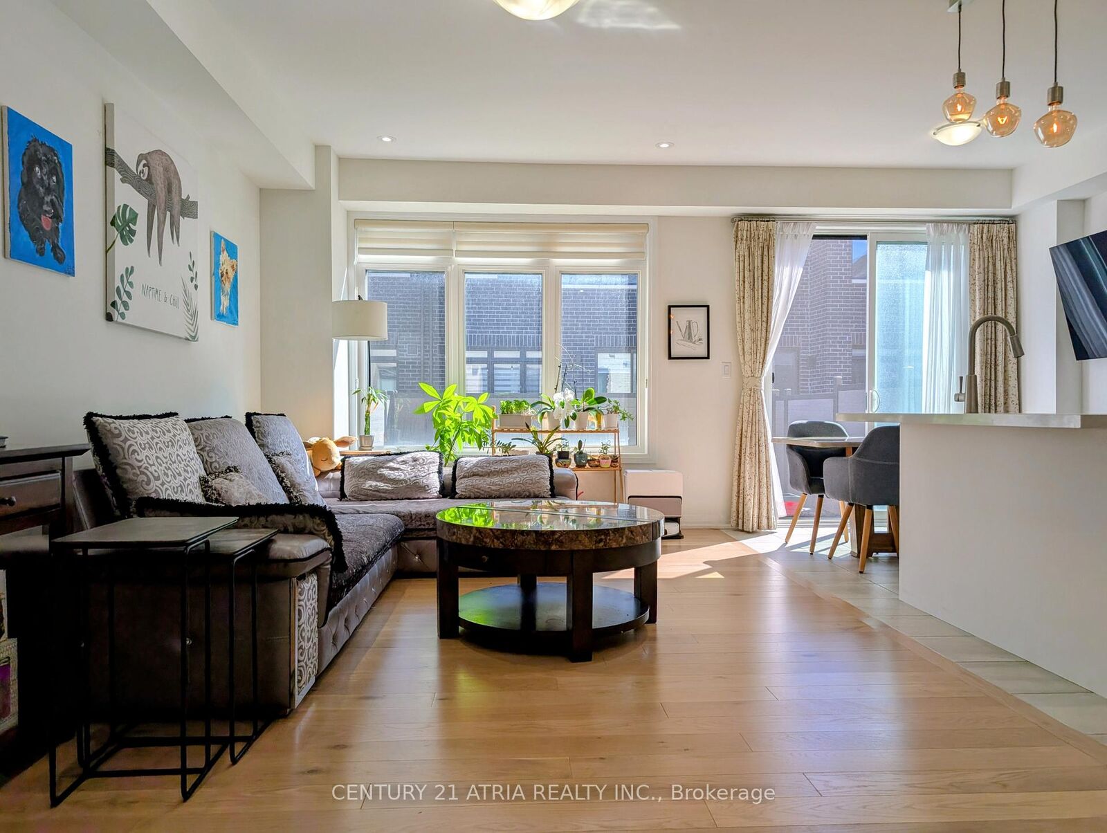 Property Photo:  65 McCague Avenue  ON L4S 0J4 