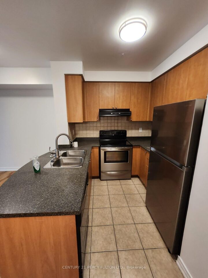 Property Photo: 5508 Yonge Street 206 ON M2N 7L2