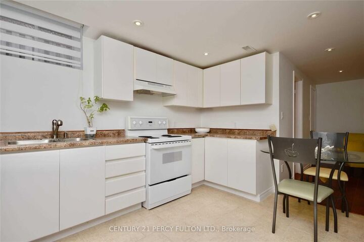 Property Photo:  251 Livingstone Street W Bsmt  ON L4N 6Z4 