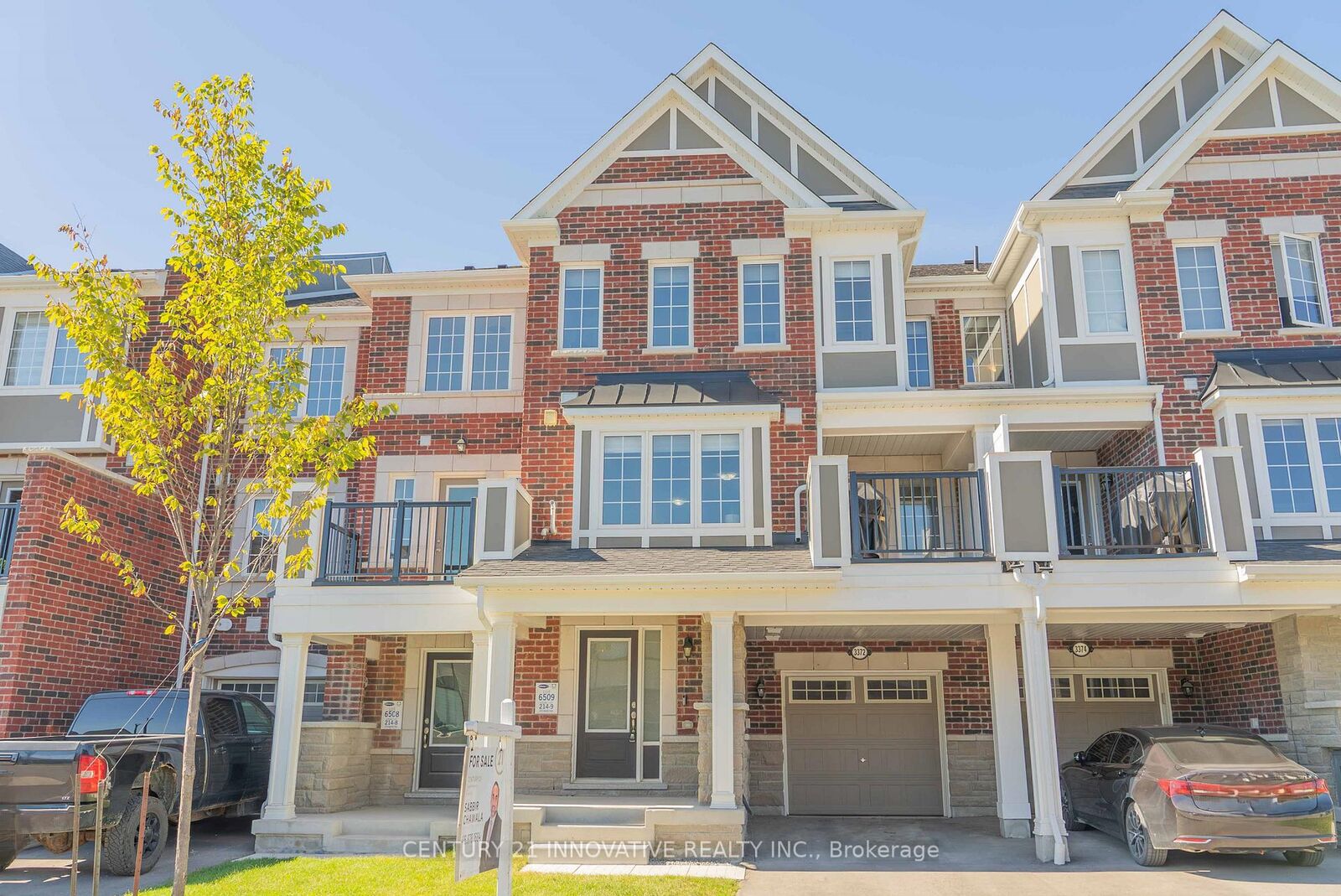 Property Photo:  3372 Swordbill Street  ON L1X 0N1 