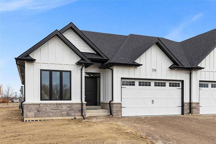 516 Orsini  Lakeshore ON N0R 1A0 photo