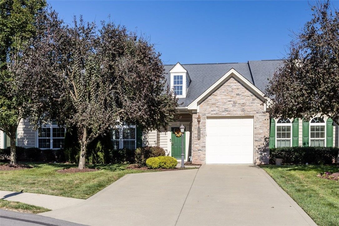 Property Photo:  745 Marigold Court  PA 15017 