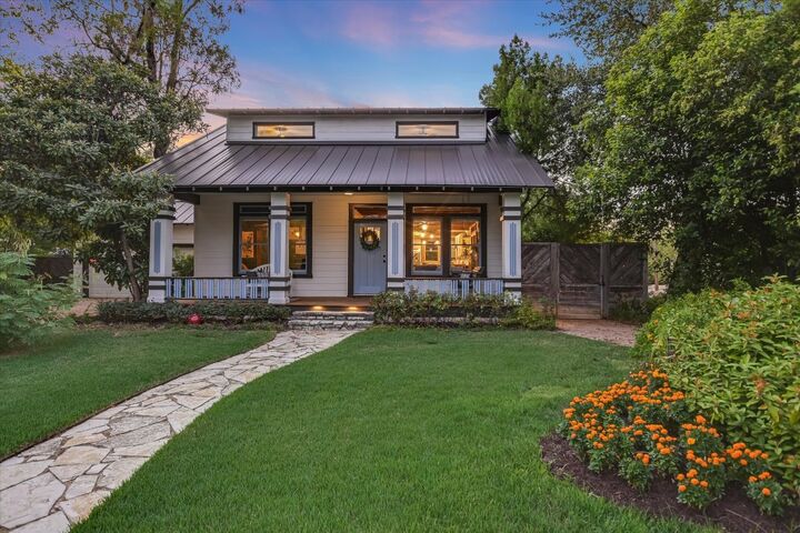 5412 Aurora Drive  Austin TX 78756 photo