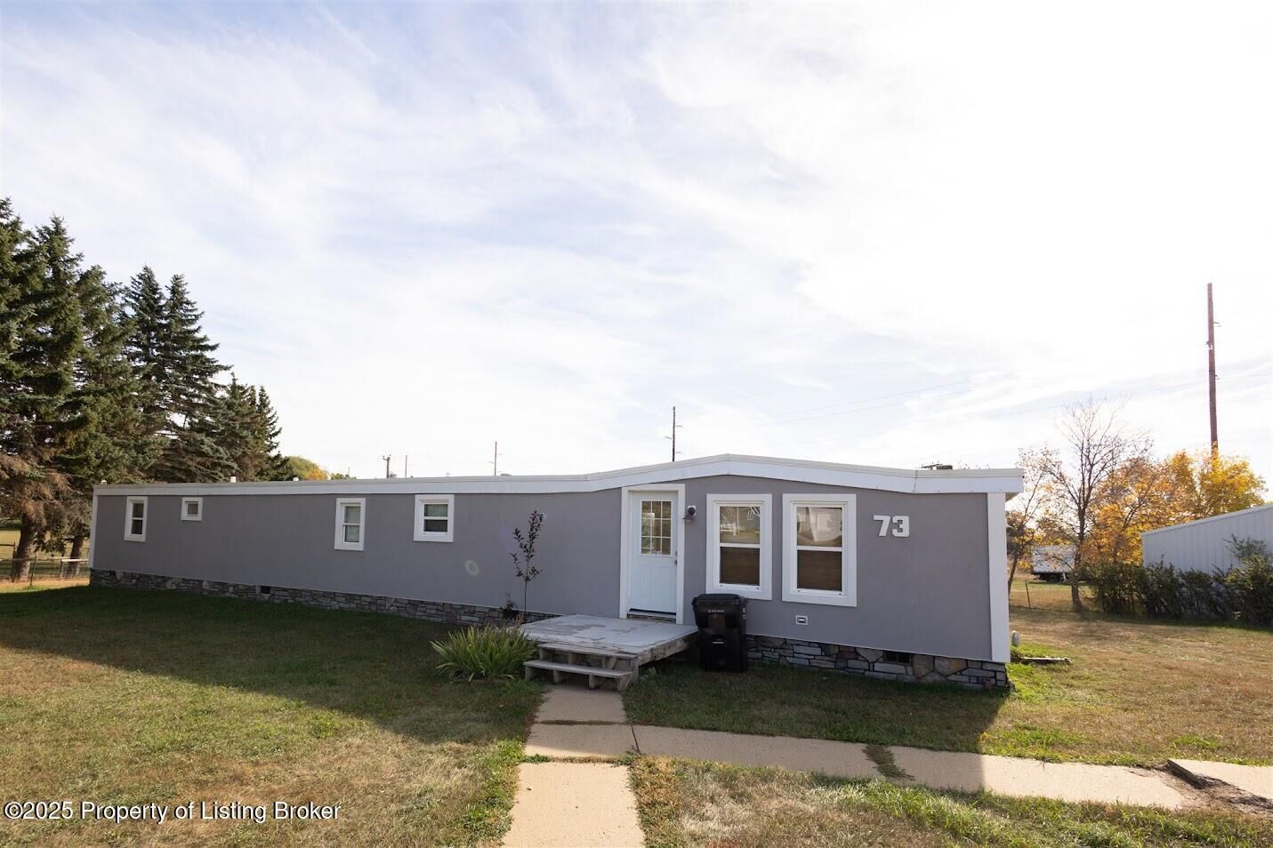 Property Photo: 73 29th Avenue SW ND 58601