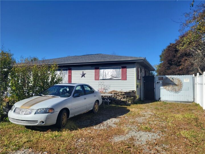 Property Photo: 2609 King Circle NY 14830