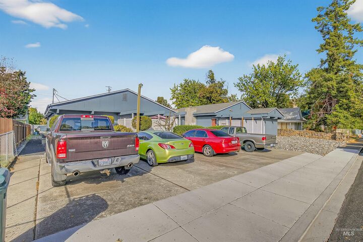 Property Photo:  820, 822, 824 2nd St  WA 99403 