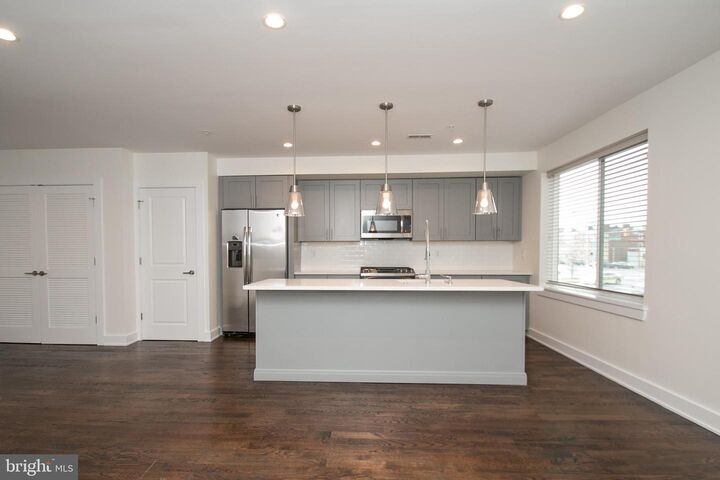 Property Photo:  1022 S 2nd Street 24  PA 19147 