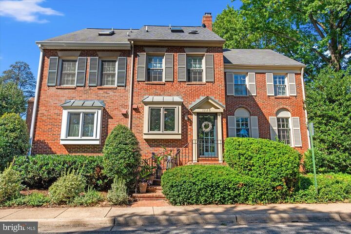 1220 W Abingdon Drive W  Alexandria VA 22314 photo