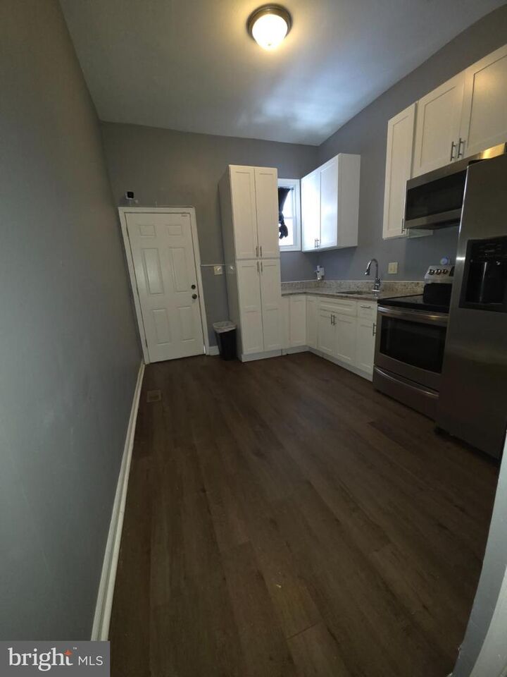 Property Photo:  2617 E Preston Street  MD 21213 