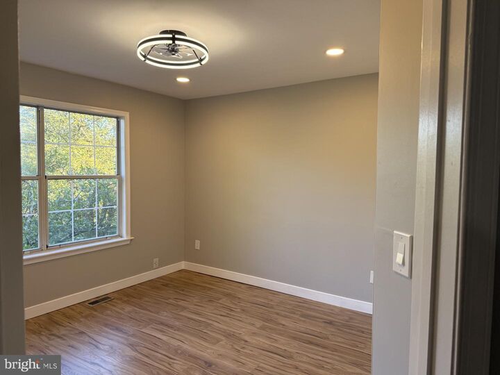 Property Photo:  14 Kensington Court  NJ 08540 