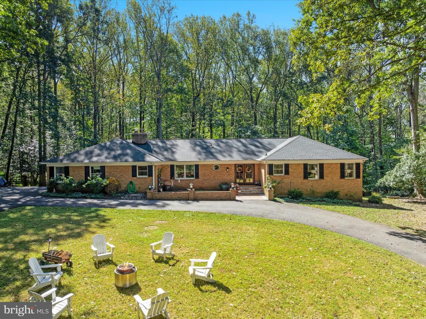 Property Photo: 11119 Corobon Lane VA 22066