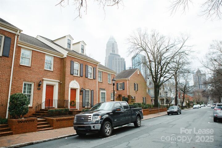 Property Photo: 510 N Poplar Street NC 28202