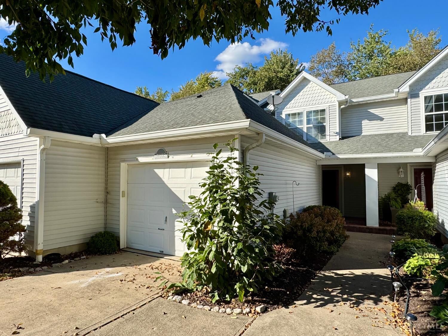 Property Photo:  7638 Lake Pointe  OH 45039 