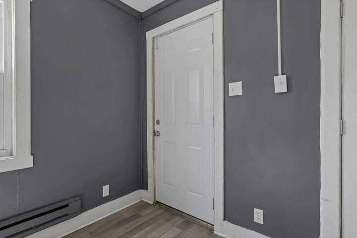 Property Photo: 33 S 6th Street OH 43055