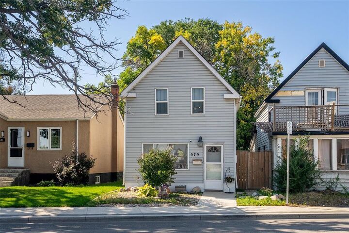 579 Archibald Street  Winnipeg MB R2J 0X7 photo