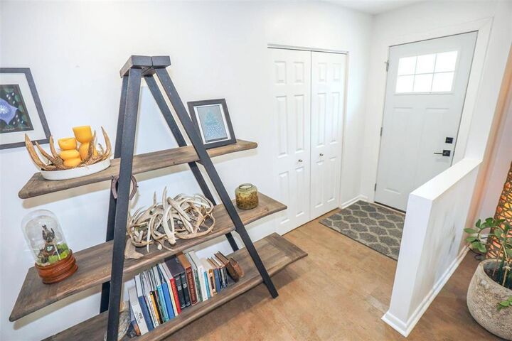 Property Photo: 565 Buckingham Road MB R3R 1B9