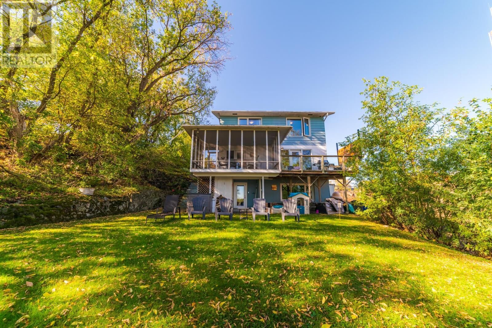 Property Photo:  30 Minnesota Street  ON P9N 3V4 